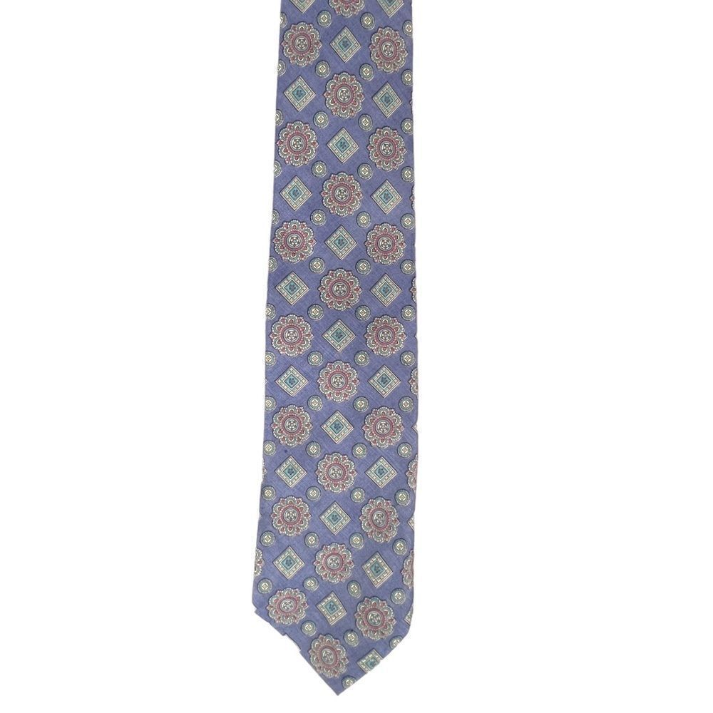 SAKS FIFTH AVENUE MENS SILK TIE LT BLUE WITH DESIGN